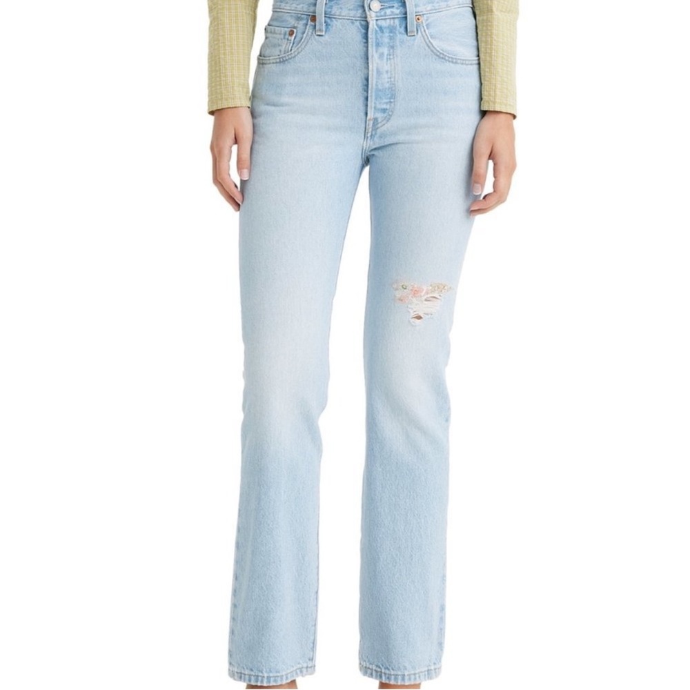 Light Blue High-Rise Straight Jeans with Subtle Embroidery